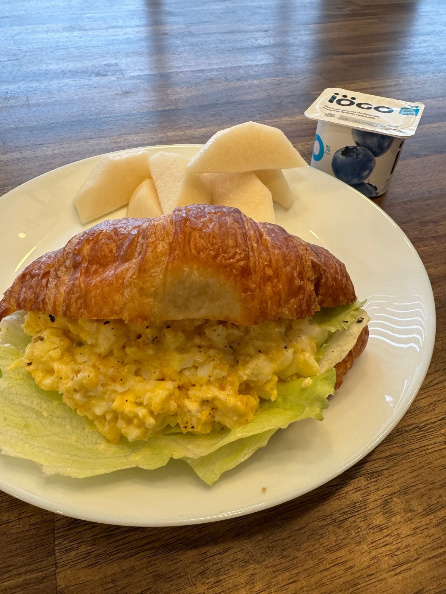 Breakfast: egg-salad croissant, pear and yogurt